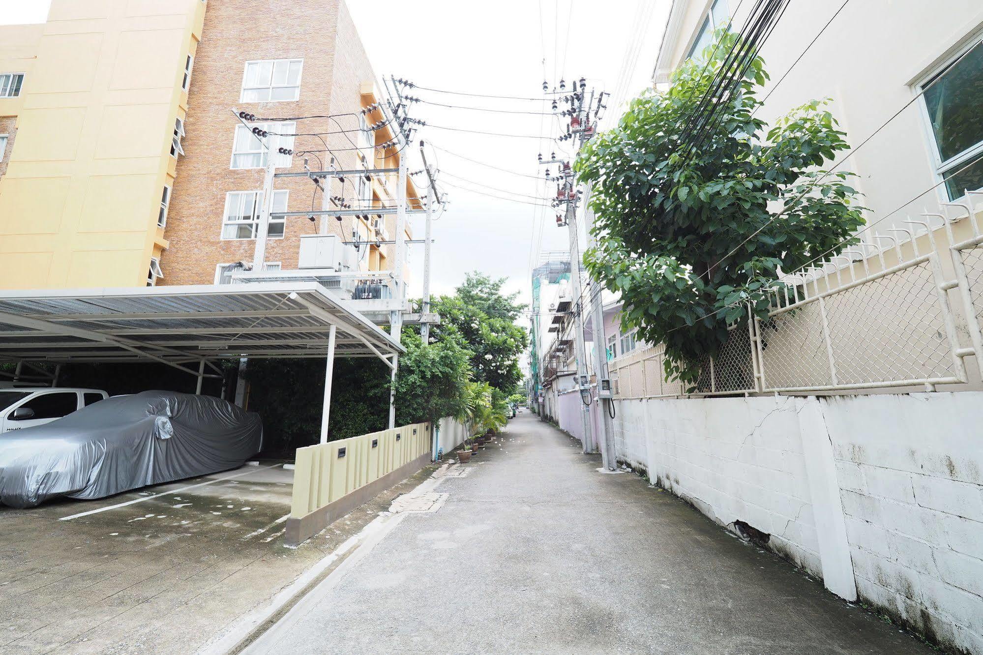 Living Naraa Place Bangkok Dış mekan fotoğraf